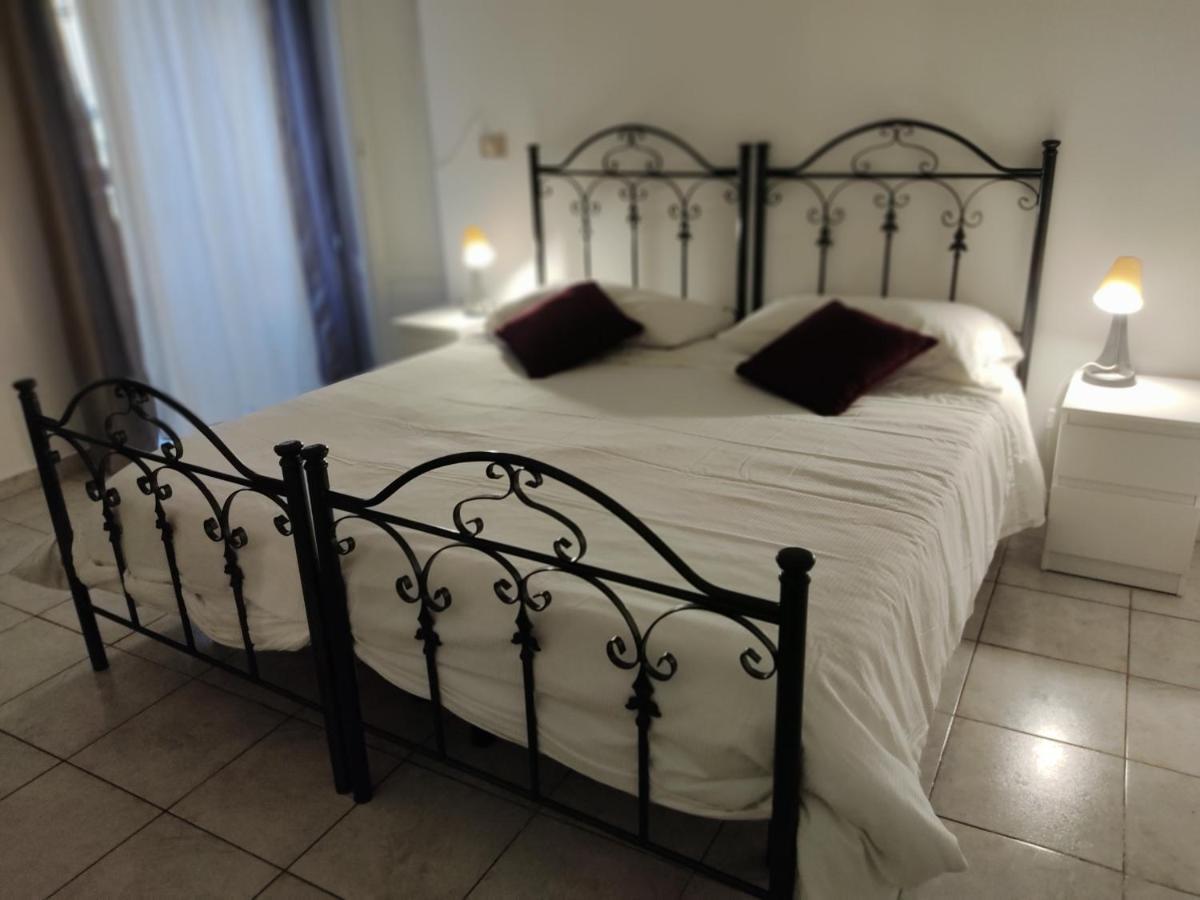 Crispi Accomodation B&B CTA Exteriér fotografie