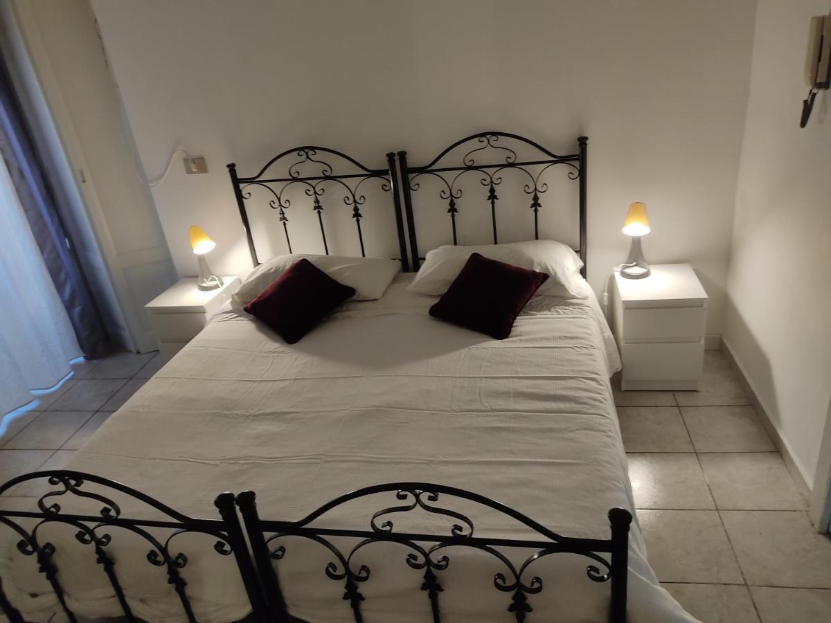 Crispi Accomodation B&B CTA Exteriér fotografie